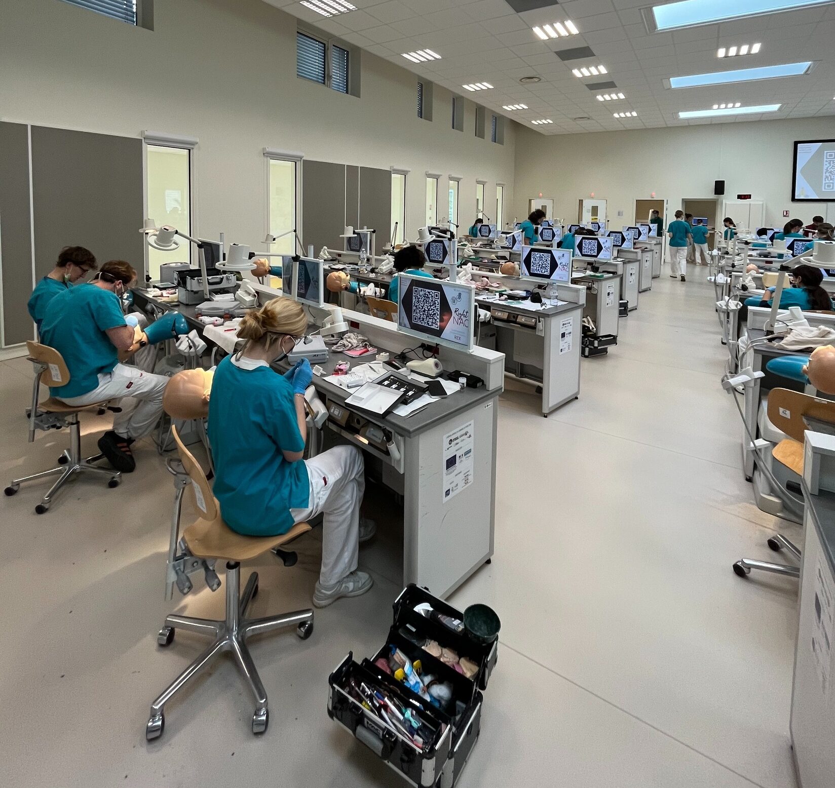 Salle de simulation pré-clinique